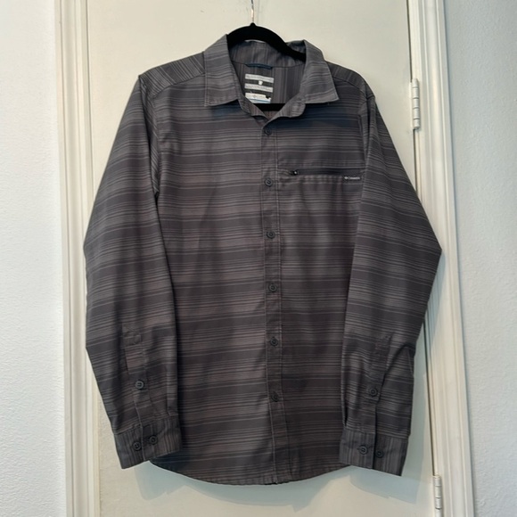 Columbia Gray Men's Long Sleeve Button Down OMNI Wick Shade Size Medium - Picture 1 of 7